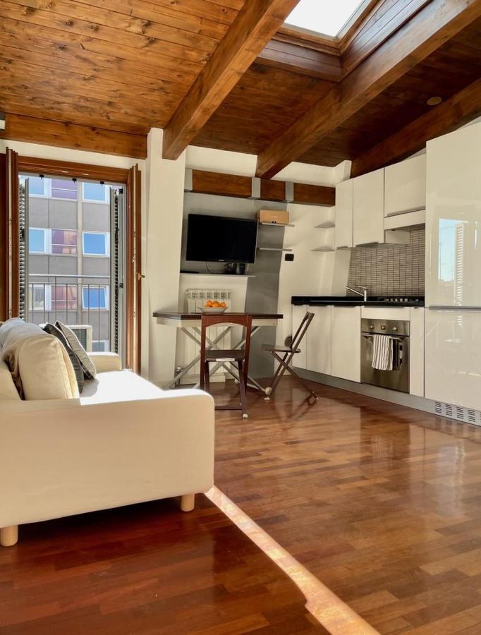 Porta Venezia-Cozy Apartment Milano Eksteriør billede